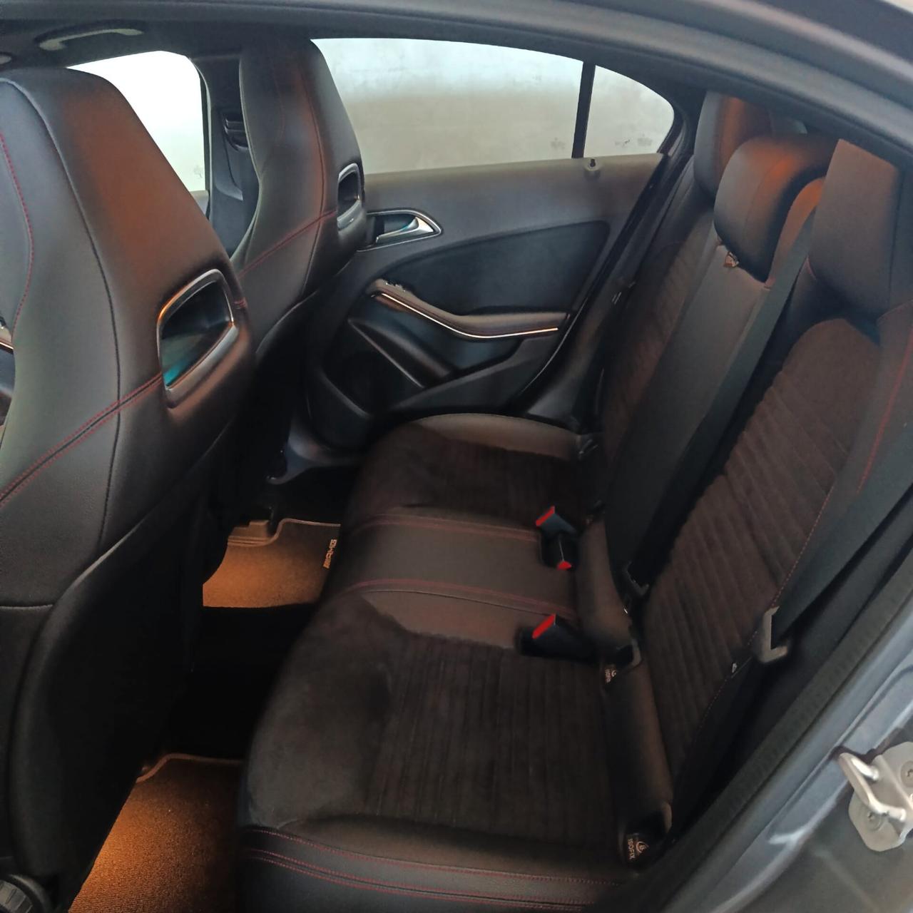 Mercedes-benz A 200D 4 MATIC AUTOMATICA NEOPATENTATI