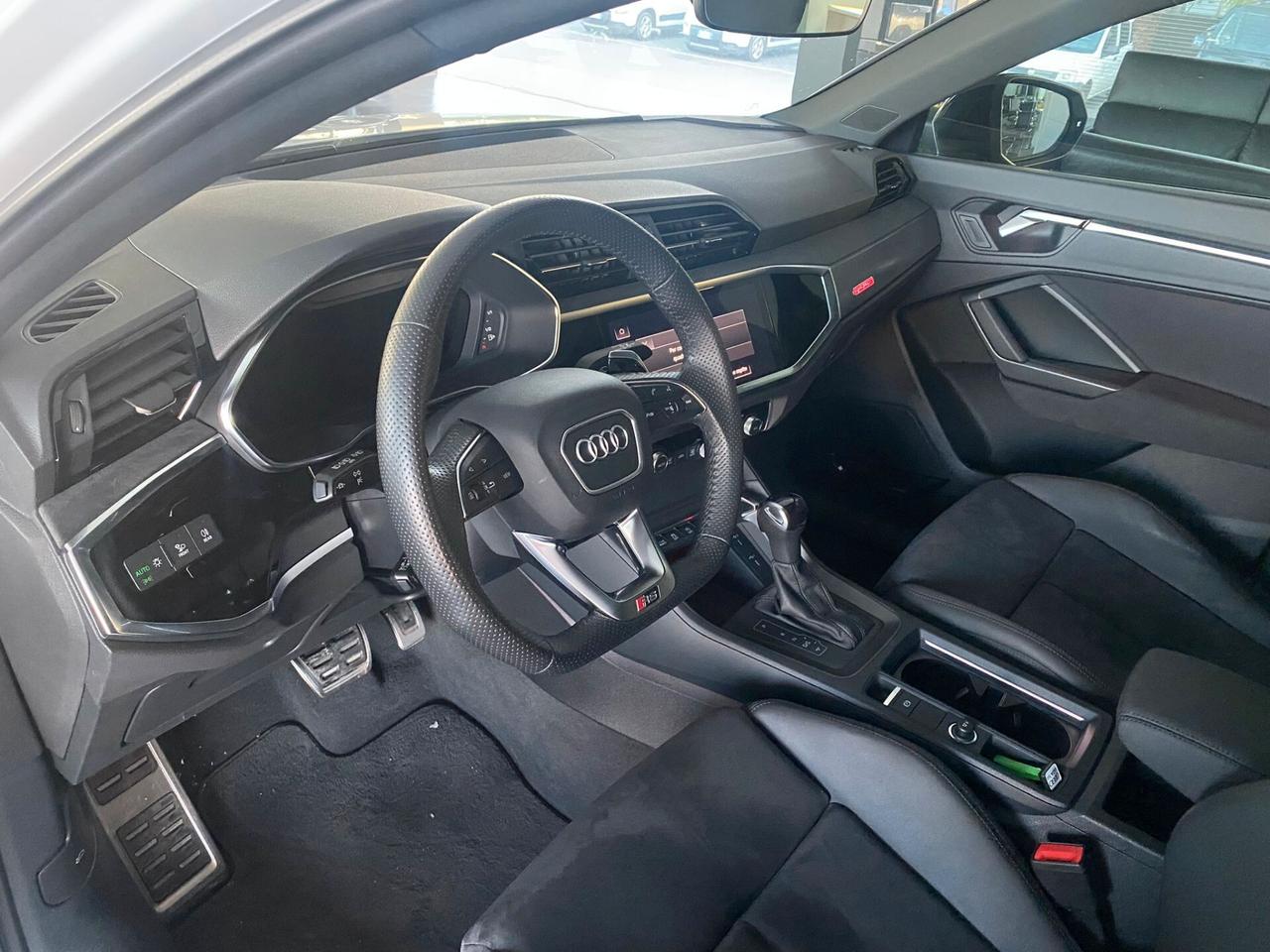 Audi Q3 RS Q3 SPB quattro S tronic