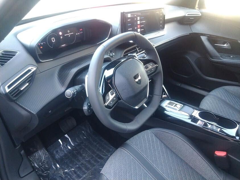 Peugeot 2008 PureTech 130 S&S EAT8 Allure *senza vincolo di finanziamento*