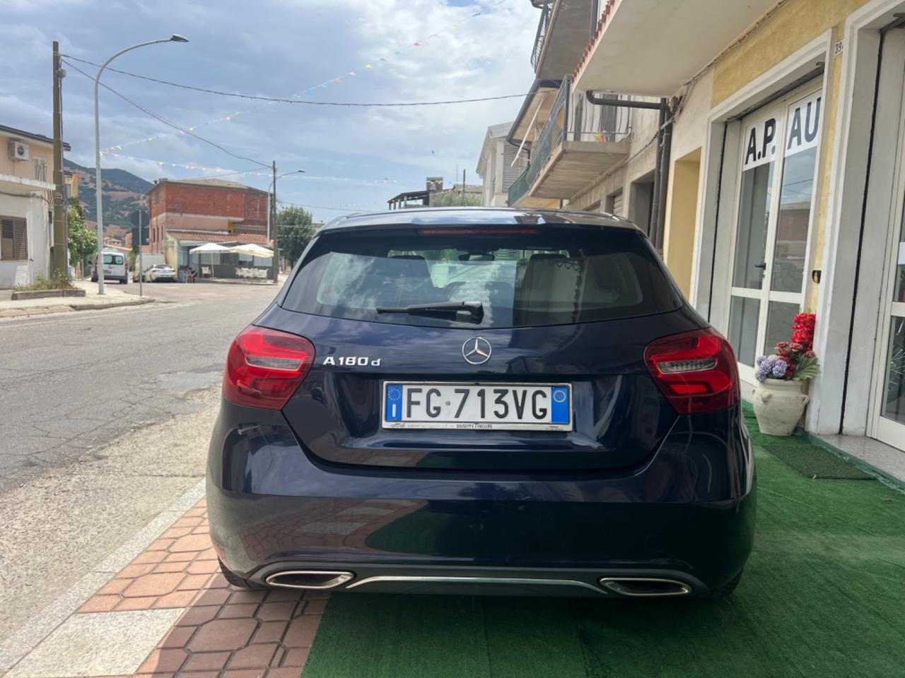 Mercedes-benz A 180 d Premium