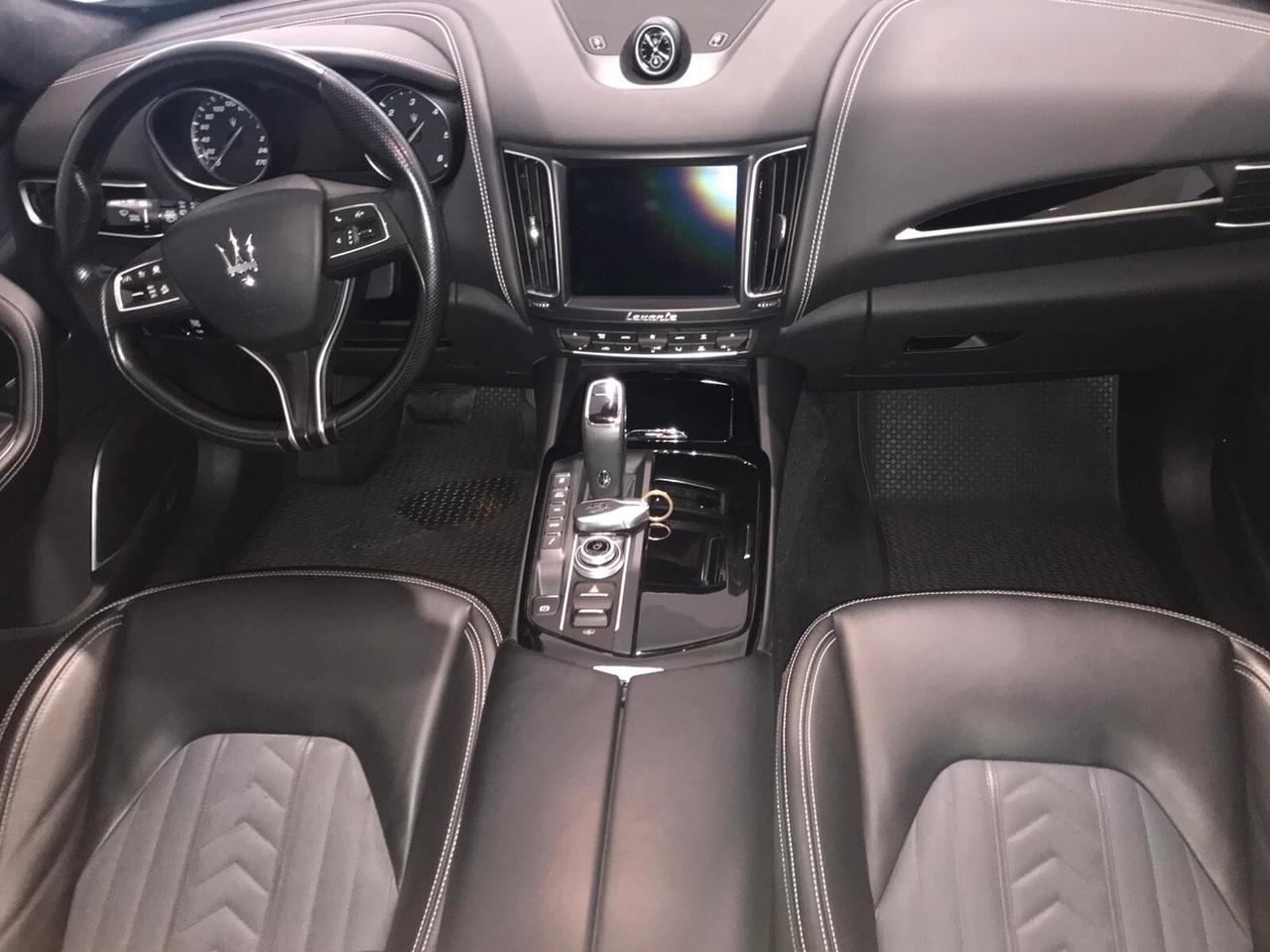 Maserati Levante V6 Diesel 275 CV AWD Granlusso