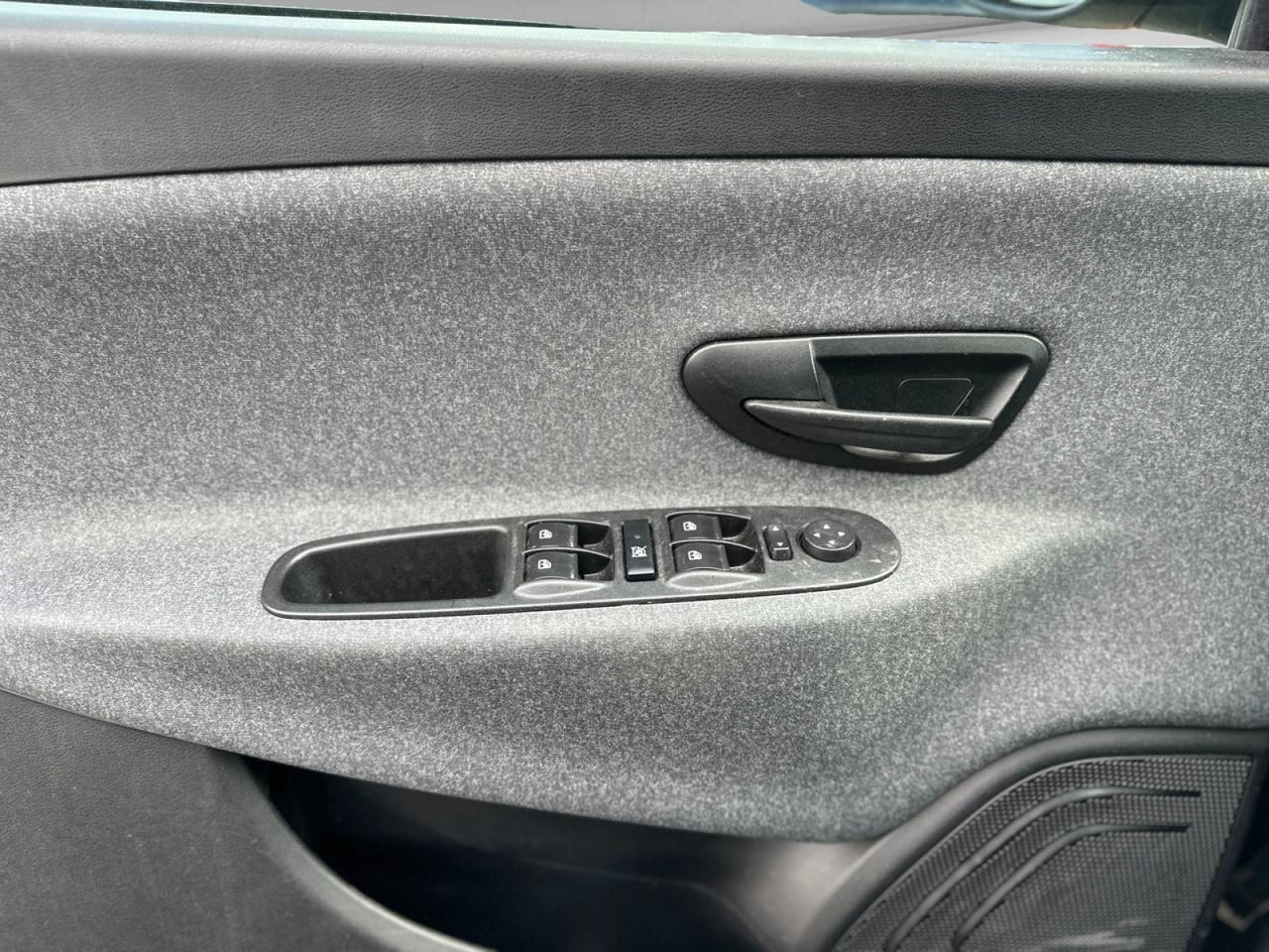 LANCIA Ypsilon III 2021 - Ypsilon 1.0 firefly hybrid Silver s&s 70cv