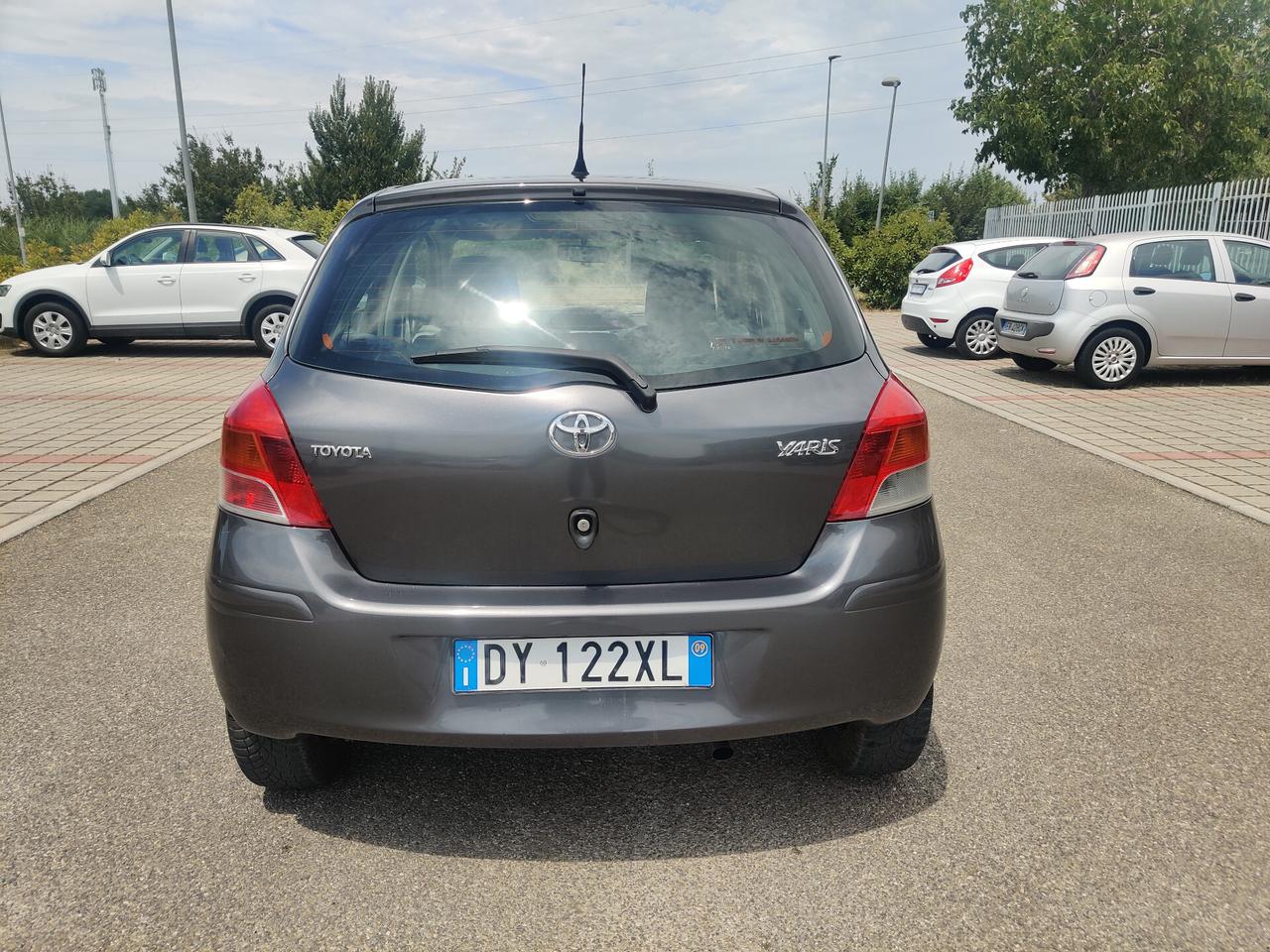 Toyota Yaris 1.3 5 porte Sol