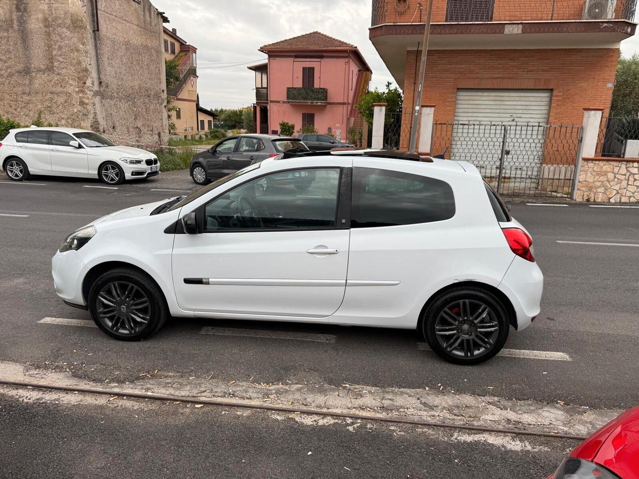 Renault Clio 1.2 16V 3 porte - Tetto - Full opt - Superprezzo