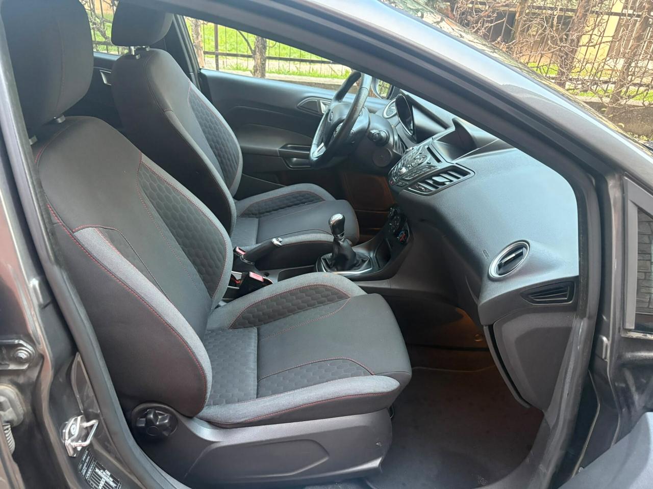 Ford Fiesta 1.5 TDCi 95CV 5 porte ST-Line