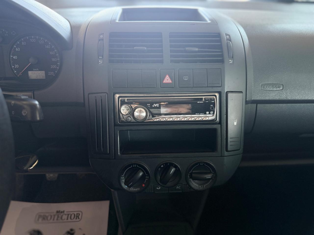 Volkswagen Polo 1.4/80CV 16V 5p. Comfortline NEOPATENTATI