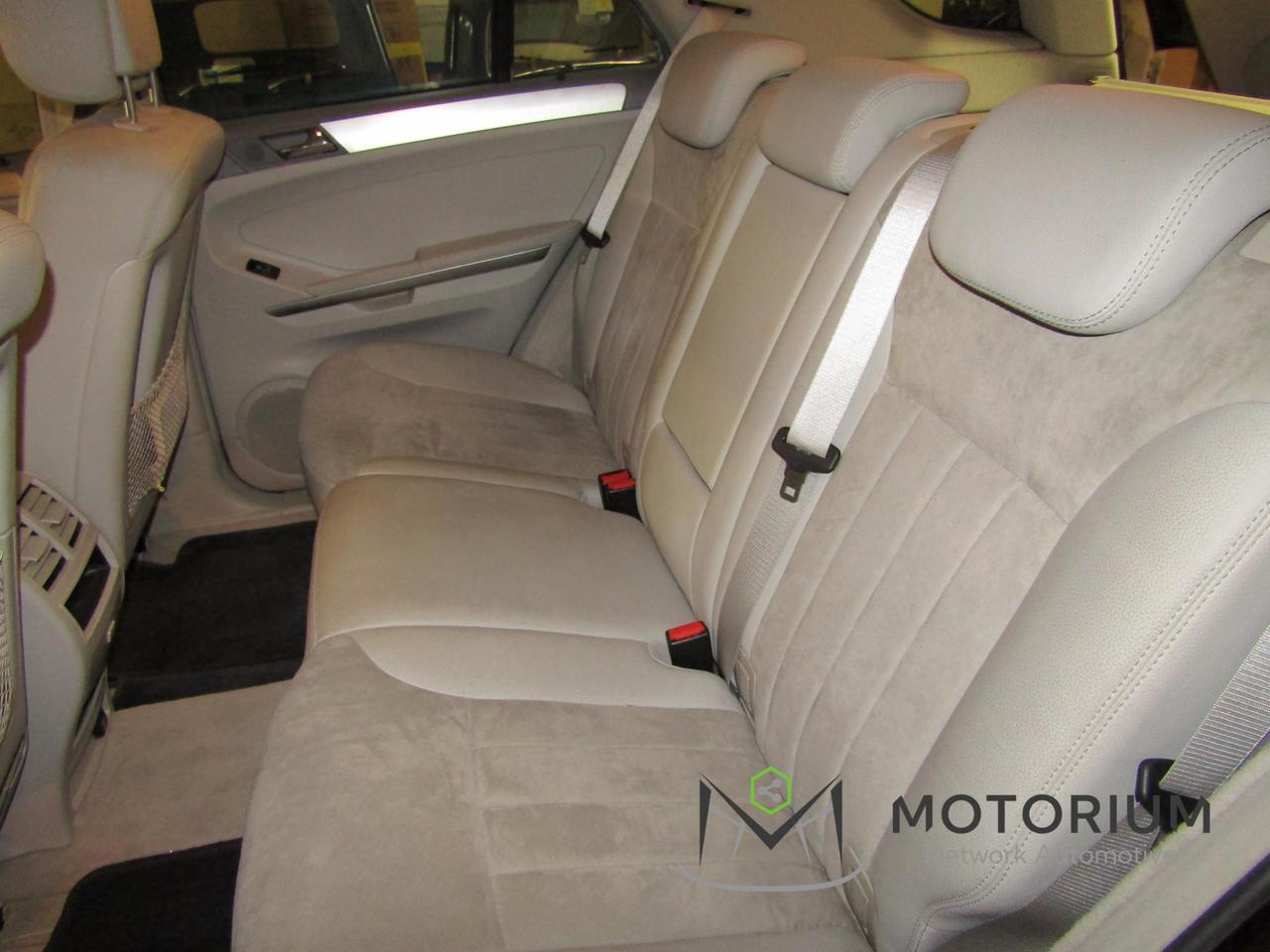 Mercedes-Benz ML 320 CDI 3.0 sport 224cv 4matic G-tronic FARI LED