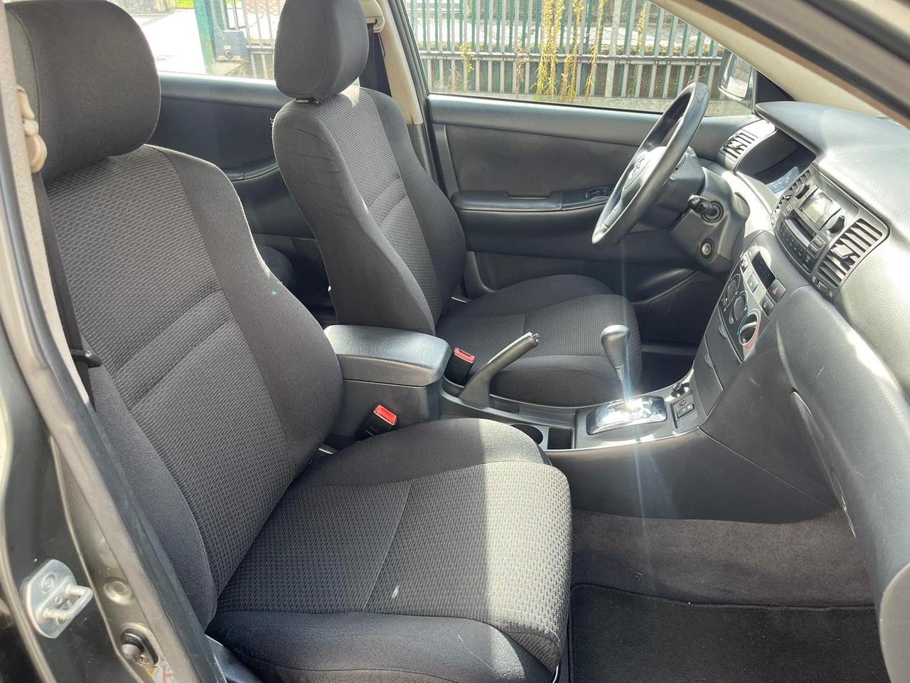 Toyota Corolla 1.4 D-4D M-MT. Cambio automatico