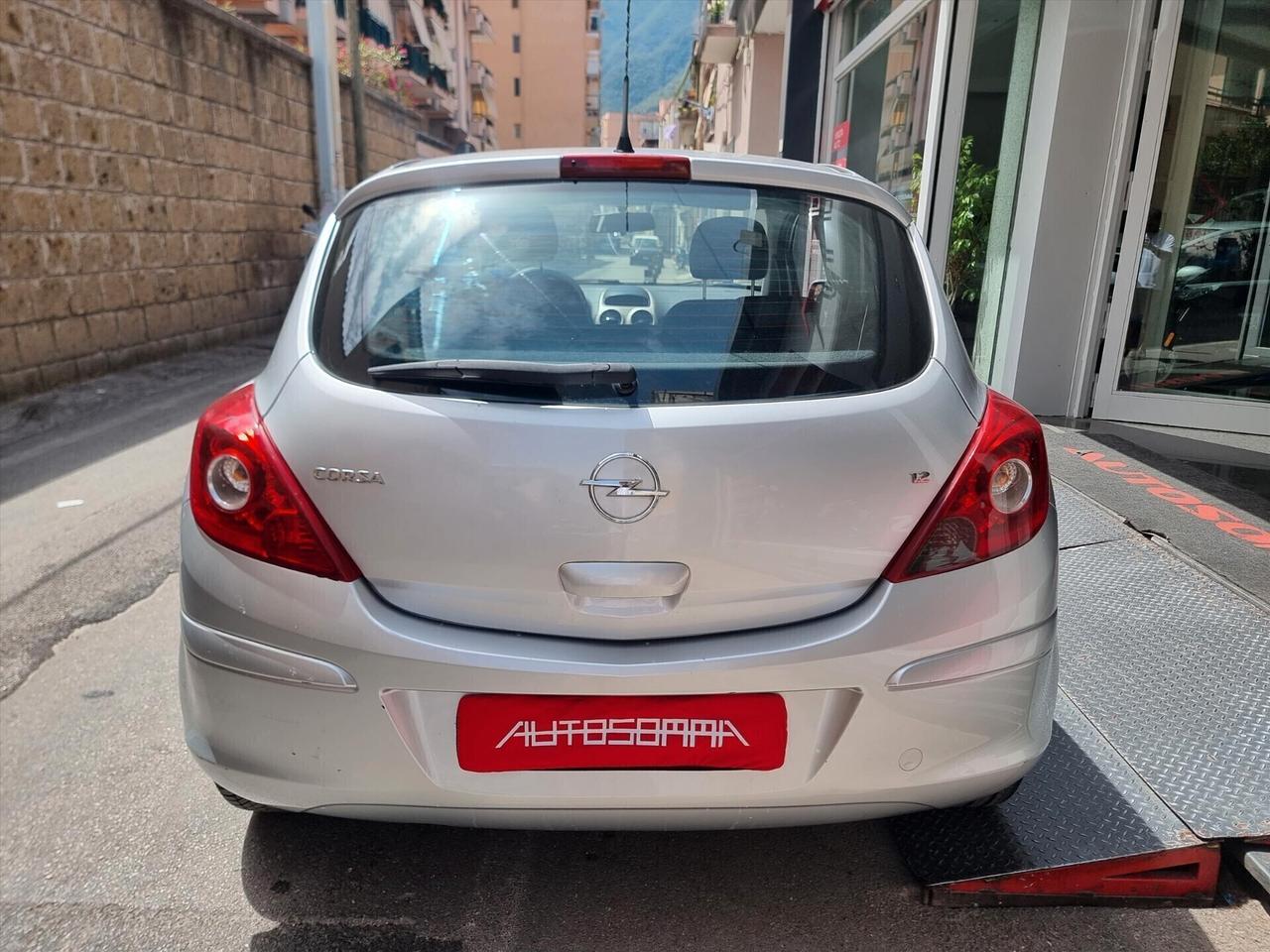 Opel Corsa 1.2 5 porte Cosmo CAMBIO AUTOMATICO GPL