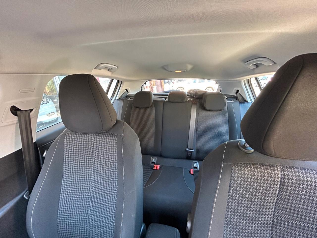 Peugeot 308 BlueHDi 100 S&S Business
