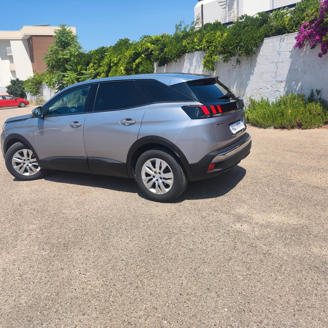 Peugeot 3008 BlueHDi 130 S&S EAT8 (12 mesi di garanzia)