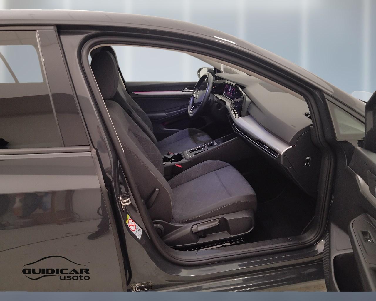 VOLKSWAGEN Golf VIII 2020 - Golf 1.0 etsi evo Life 110cv dsg