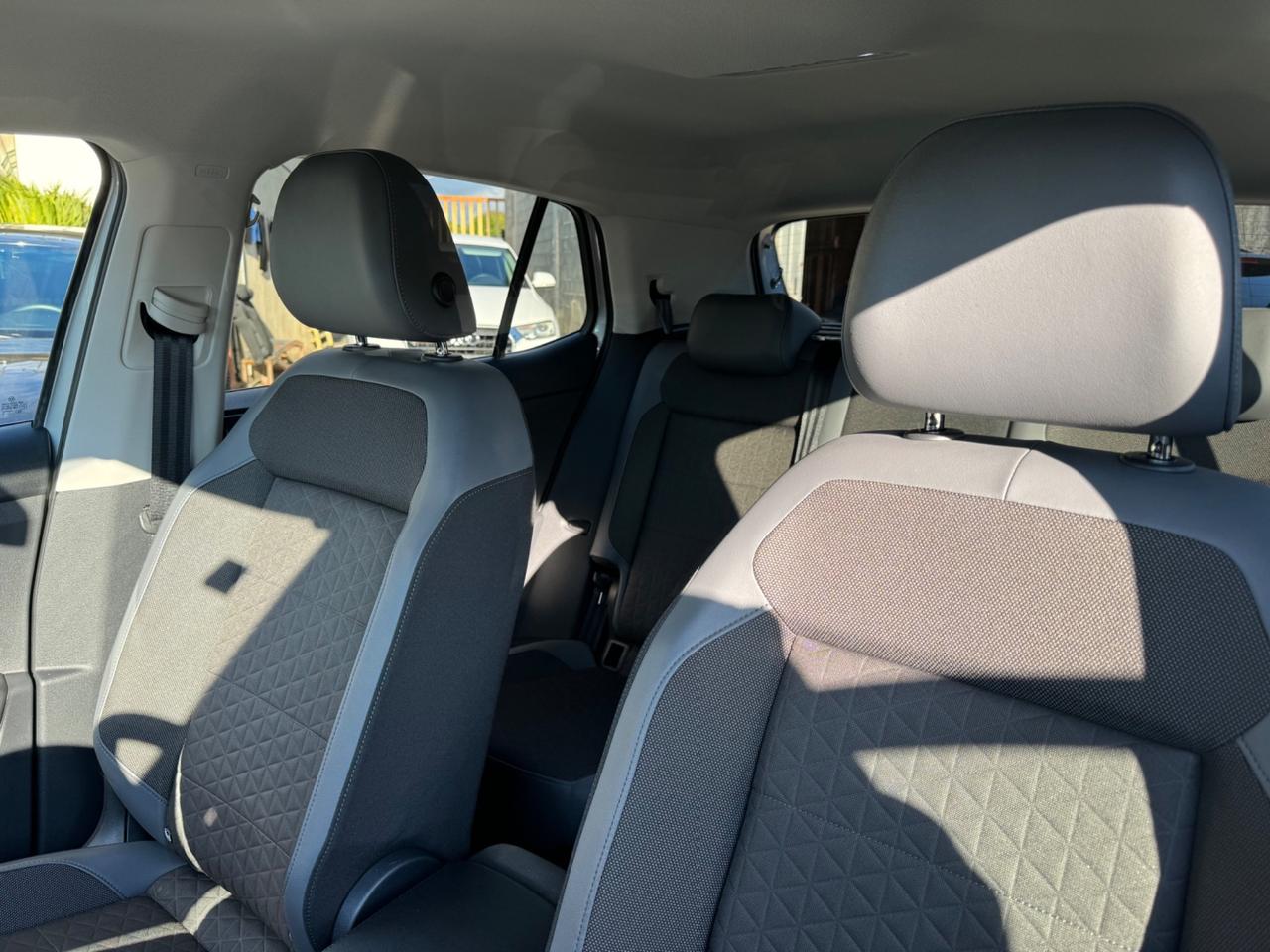 Volkswagen T-Cross 1.0 TSI 110 CV DSG Advanced