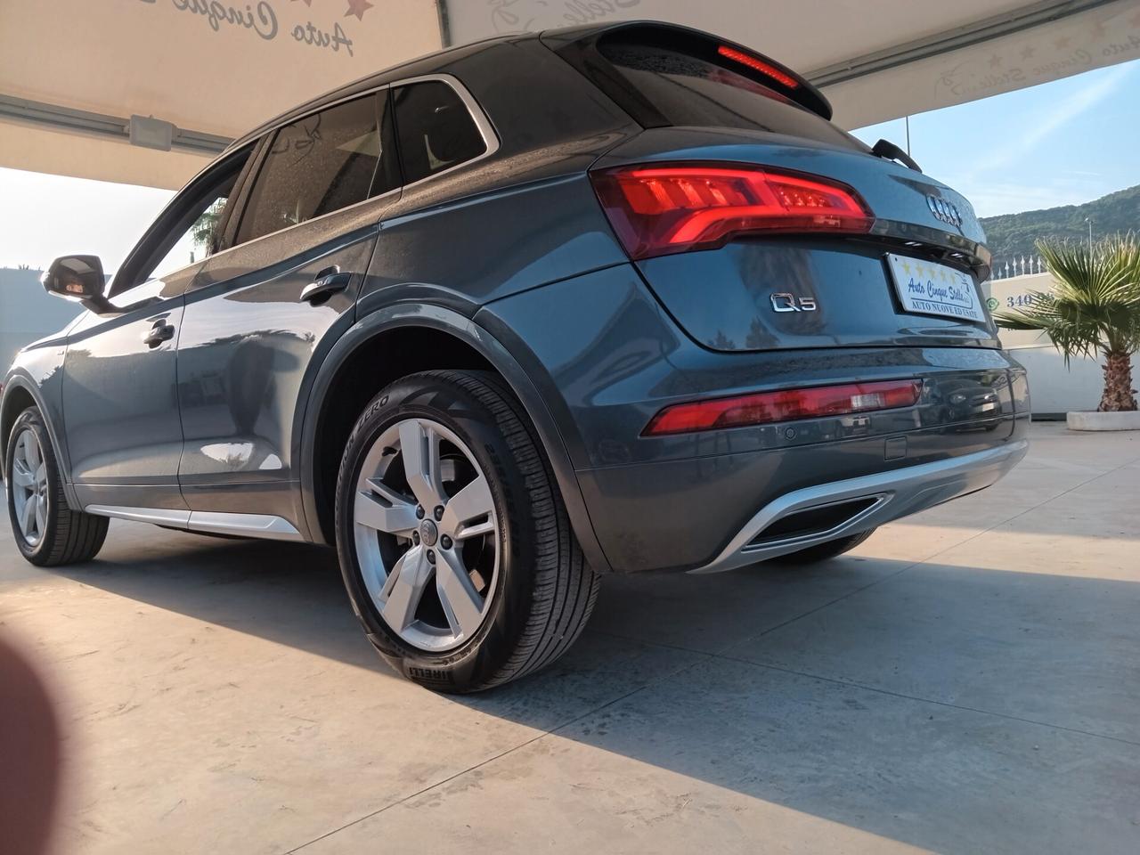 AUDI Q5 S.LINE CON TETTO APRIBIL. DISEL 2.O C.V 190 PERFETTA