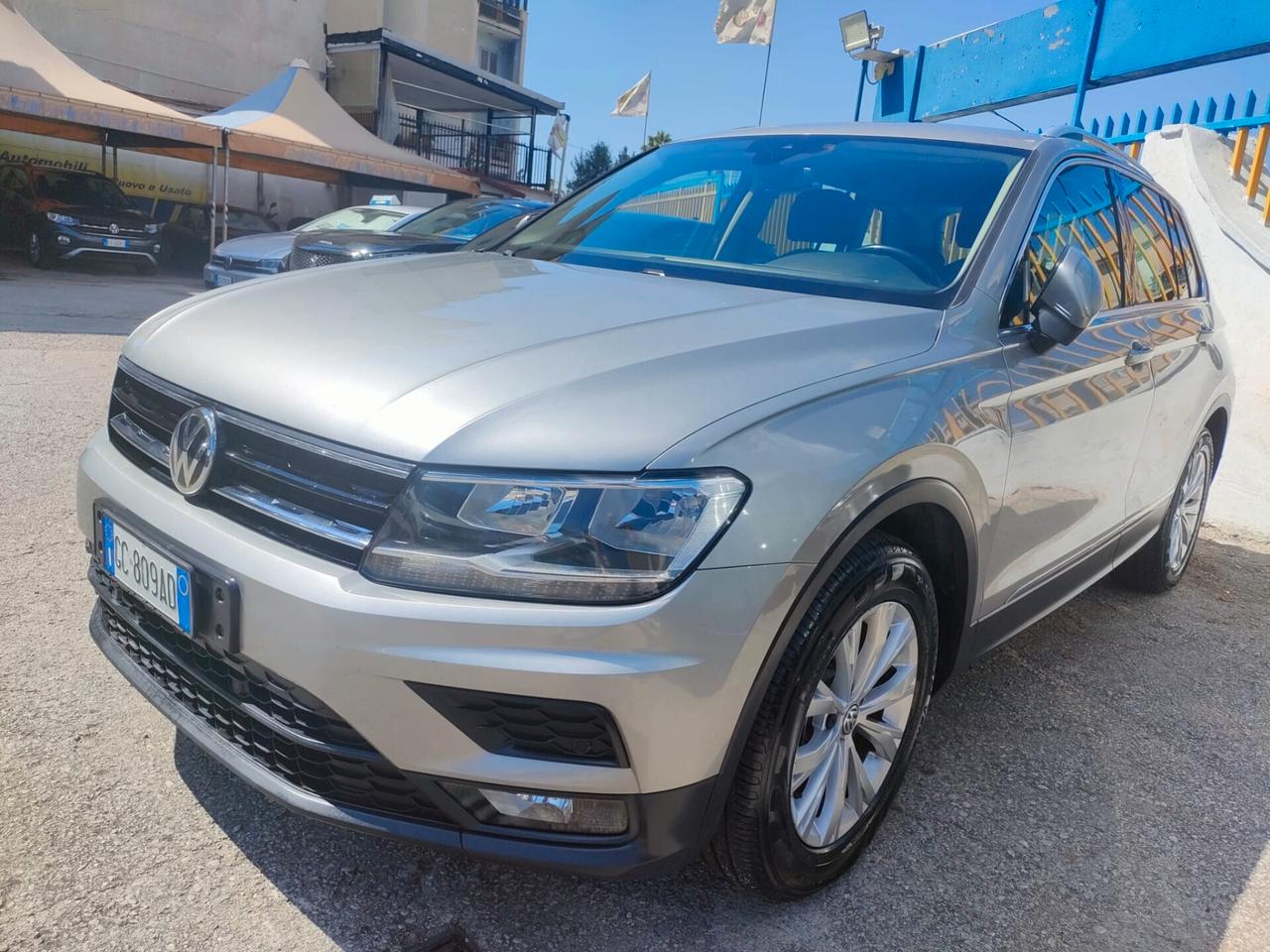 Volkswagen Tiguan 2.0 150cv TDI DSG Business (Automatica)