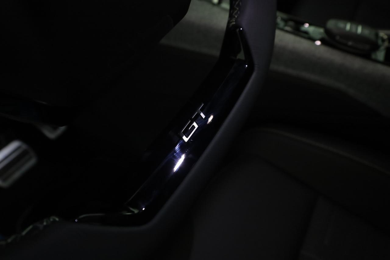 PEUGEOT 5008 3ª serie 5008 Hybrid 145 e-DCS6 GT