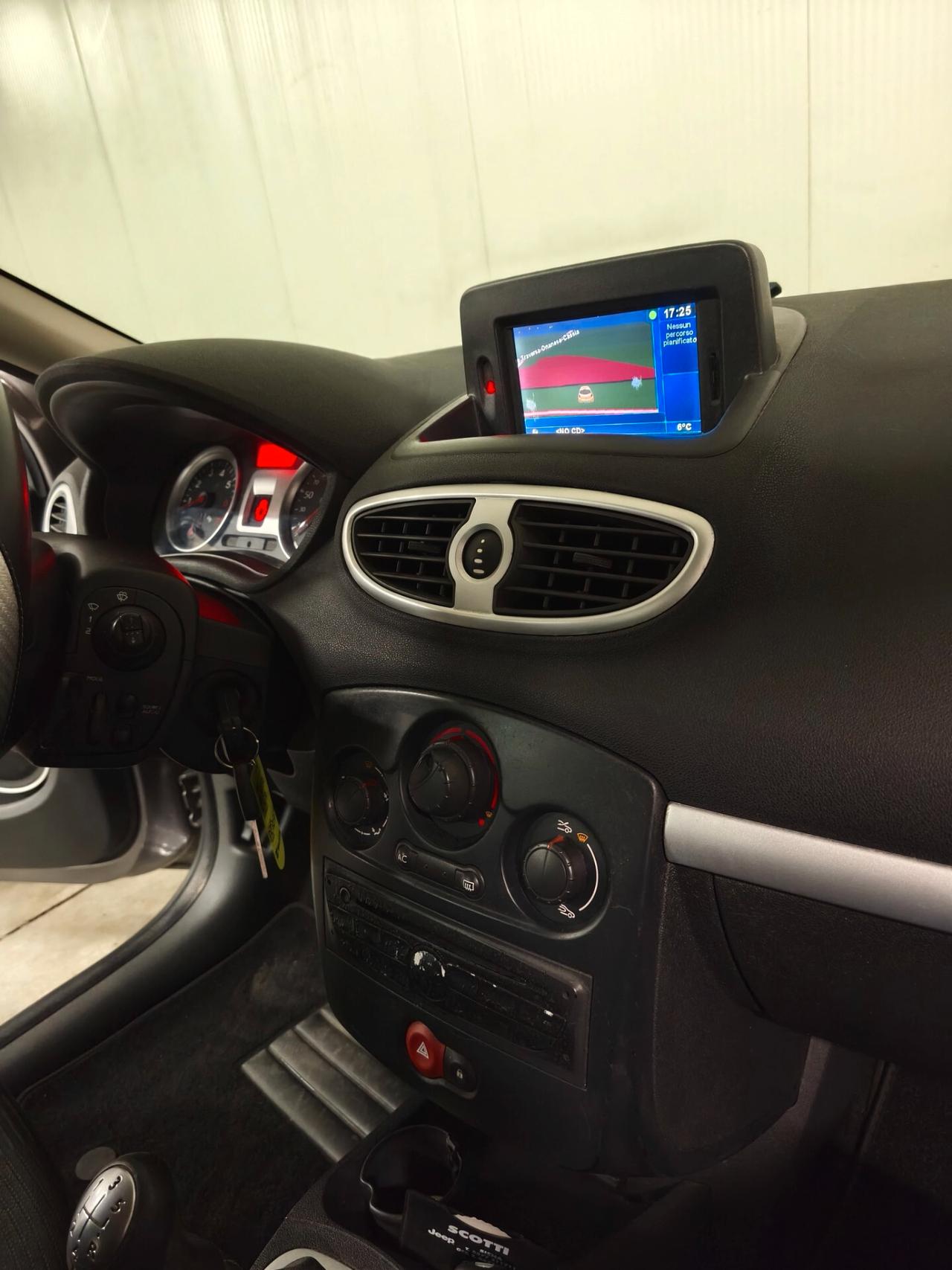 Renault Clio 1.2 16V 5 porte GPL Dynamique