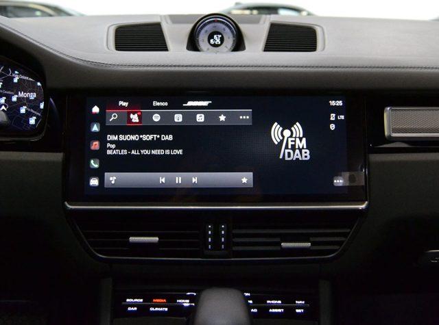 PORSCHE Cayenne Coupé 3.0 V6 E-Hybrid Platinum Edition Iva Esposta