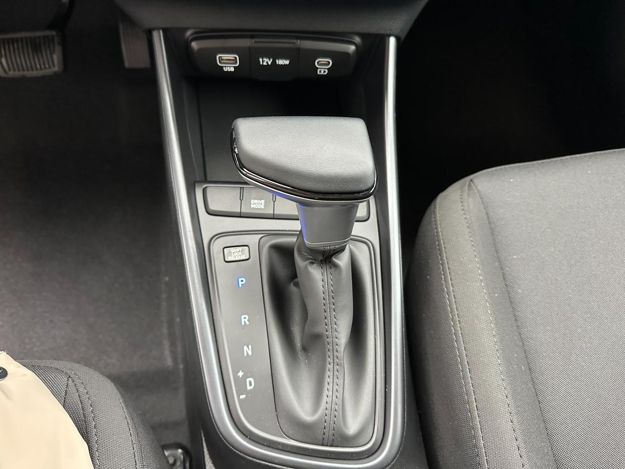 Hyundai i20 1.0 t-gdi Connectline 90cv dct