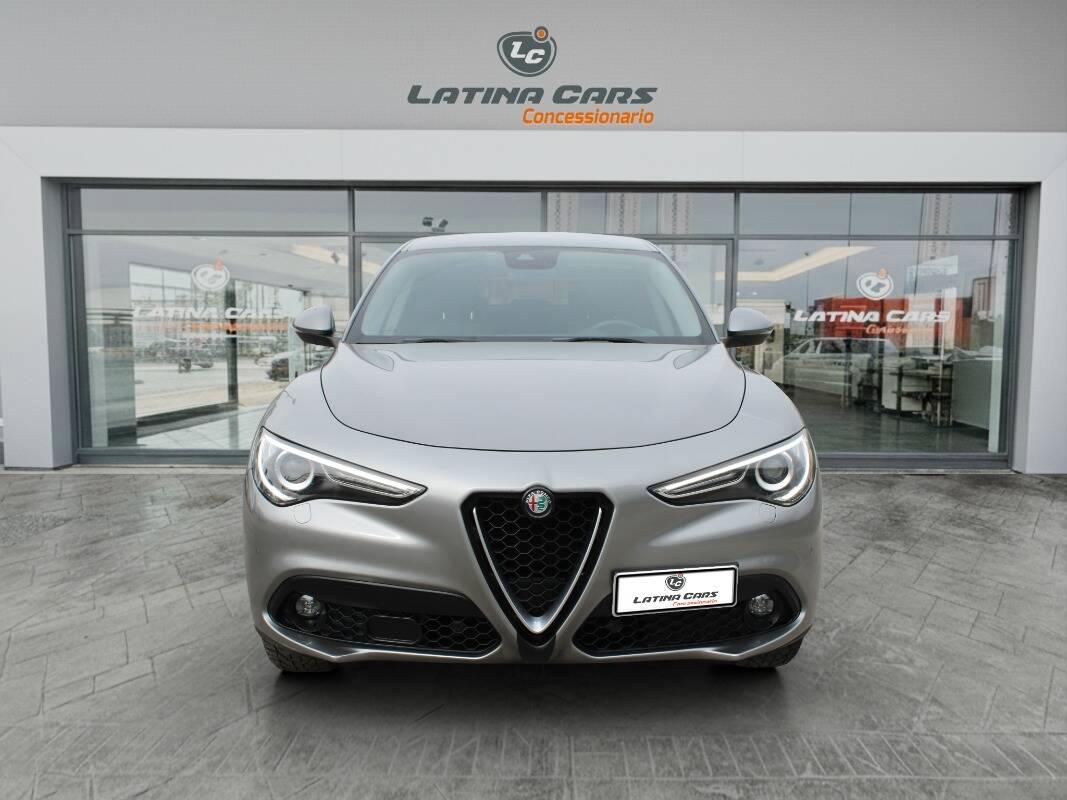 Alfa Romeo Stelvio 2.2 t Executive Q4 210cv con Telecamera e CarPlay