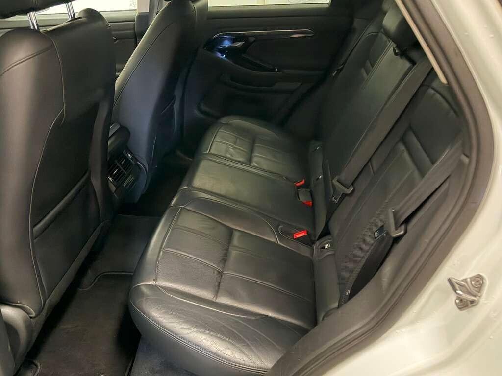 Land Rover Range Evoque 2.0D I4-L.Flw 150 CV AWD Auto SE