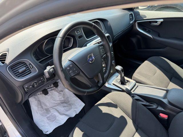 VOLVO V40 D2 'eco' Business