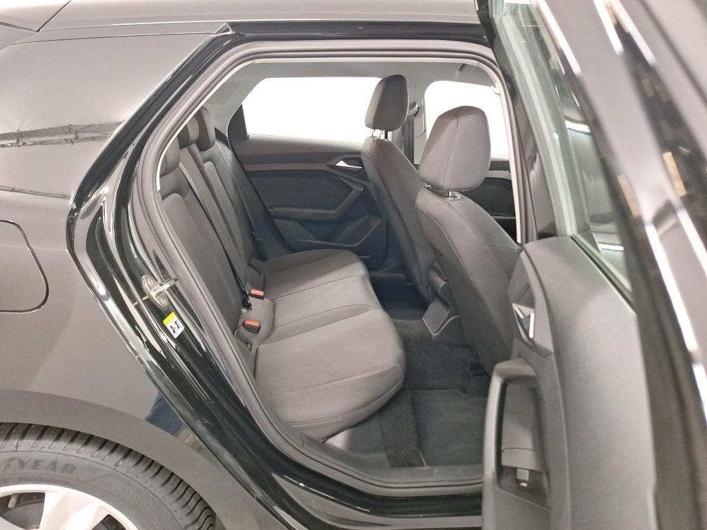 AUDI A1 SPORTBACK 25 TFSI 95CV ATTRACTION ( CRUISE - VIRTUAL COCKPIT - NAVI - MIRROR - PDC )
