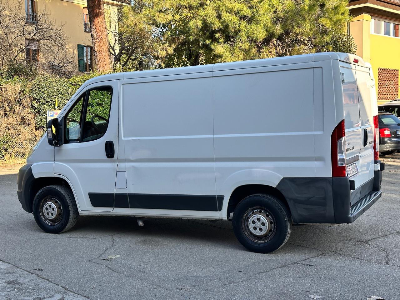 Peugeot Boxer 2.2 HDi autocarro 3 posti Furgone