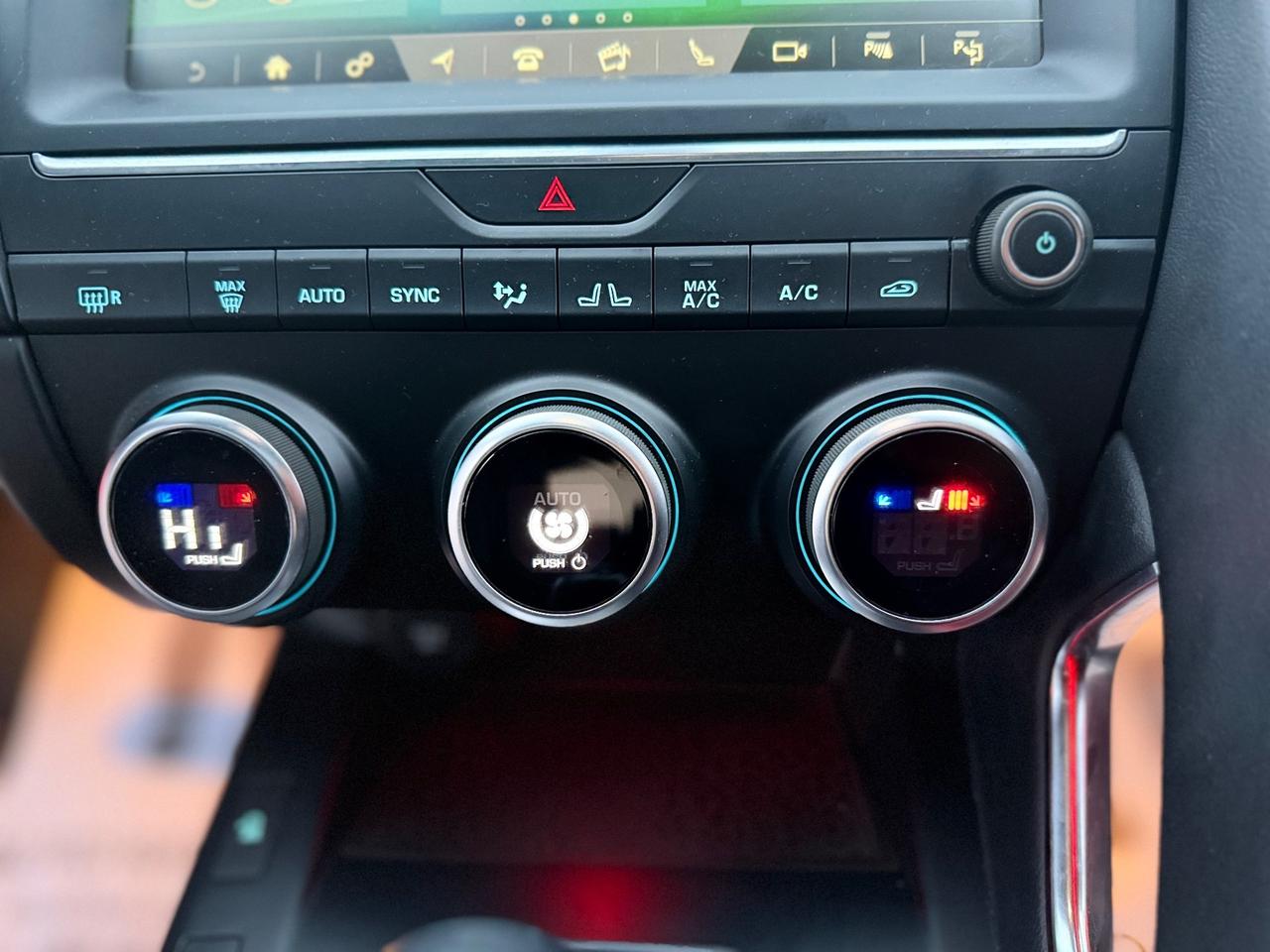 Jaguar E-Pace 2.0D 180 CV AWD R-Dynamic S