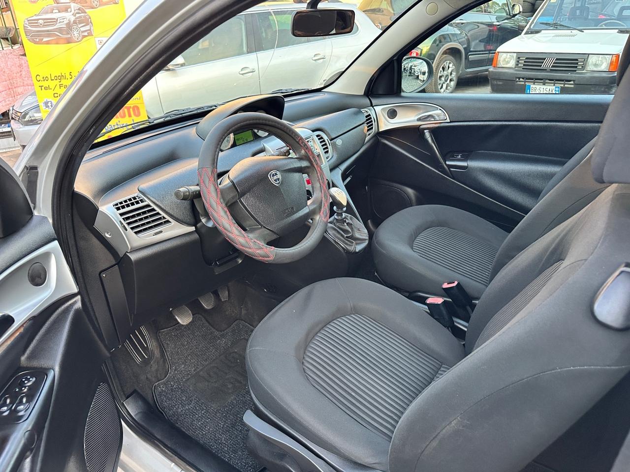 Lancia Ypsilon 1.2 Benzina