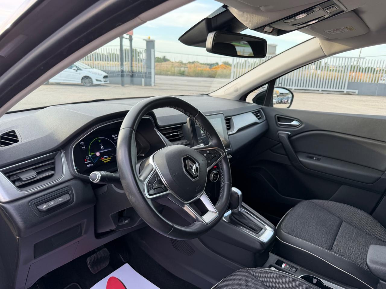 RENAULT CAPTUR FULL HYBRID INTENS FULL LED MY21