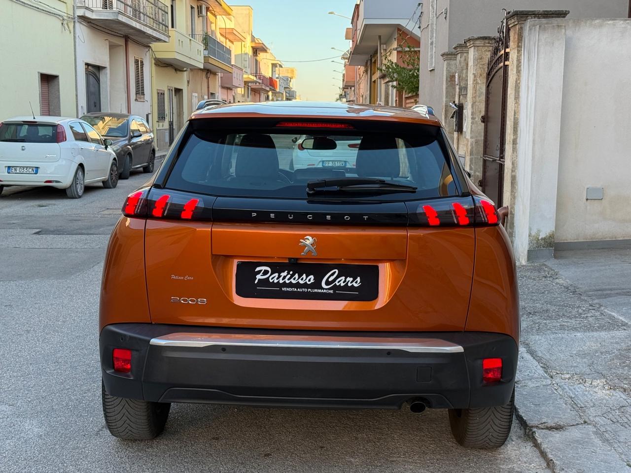 Peugeot 2008 BlueHDi 130 S&S EAT8 Allure Navi Pack