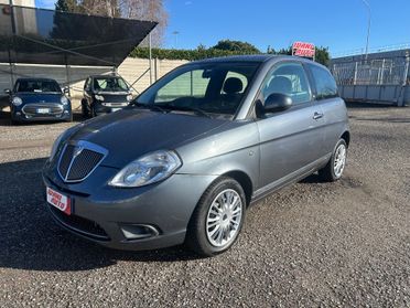 Lancia Ypsilon 1.3 MJT 75 CV