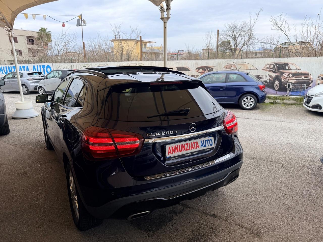 Mercedes-benz GLA 200d PREMIUM