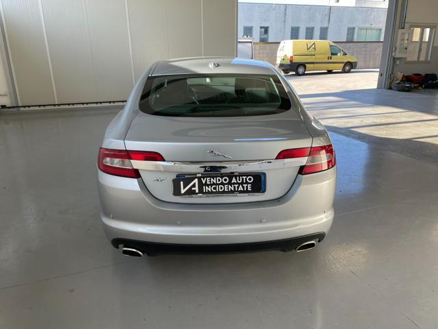 JAGUAR XF 3.0 D V6 240CV LUXURY CAMBIO AUTOMATICO