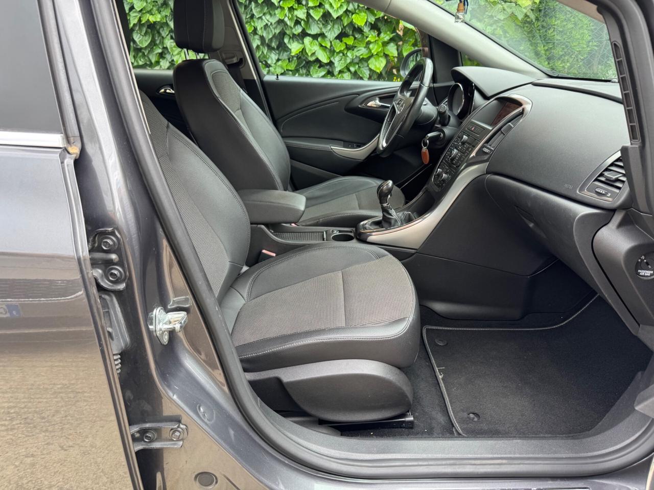 Opel Astra 1.4 Turbo 140CV Sports Tourer Cosmo