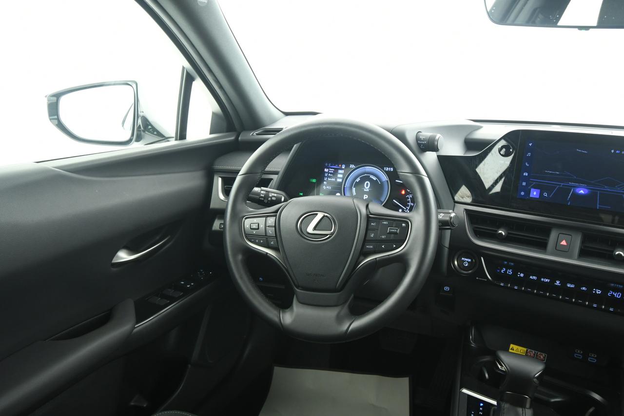 LEXUS UX 250h 2.0 Business 2wd cvt CAMERA+ACC+APP CONNECT