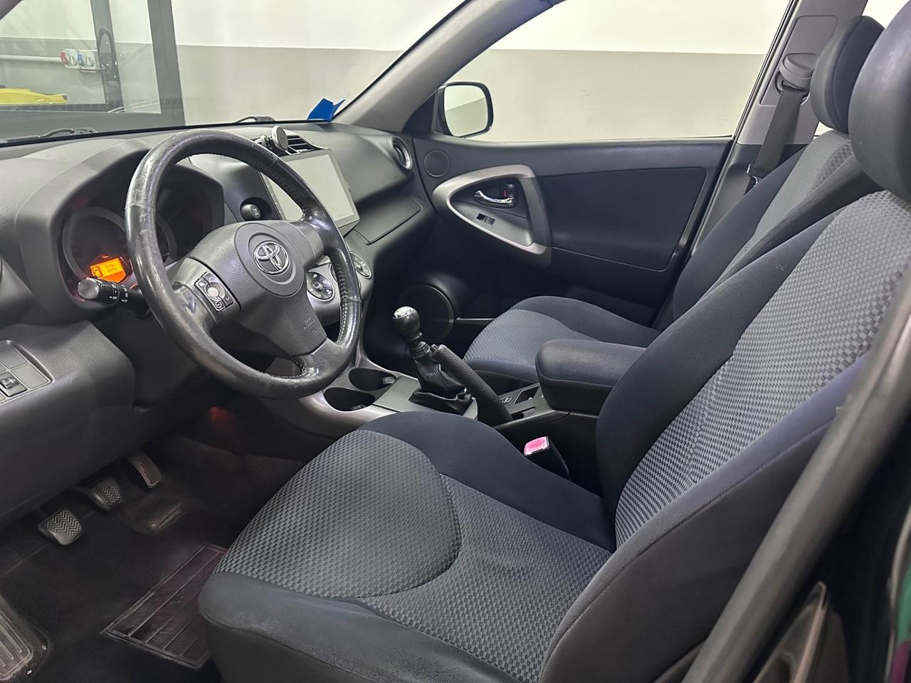 Toyota RAV 4 RAV4 2.2 D-4D 136 CV Luxury 11/2006