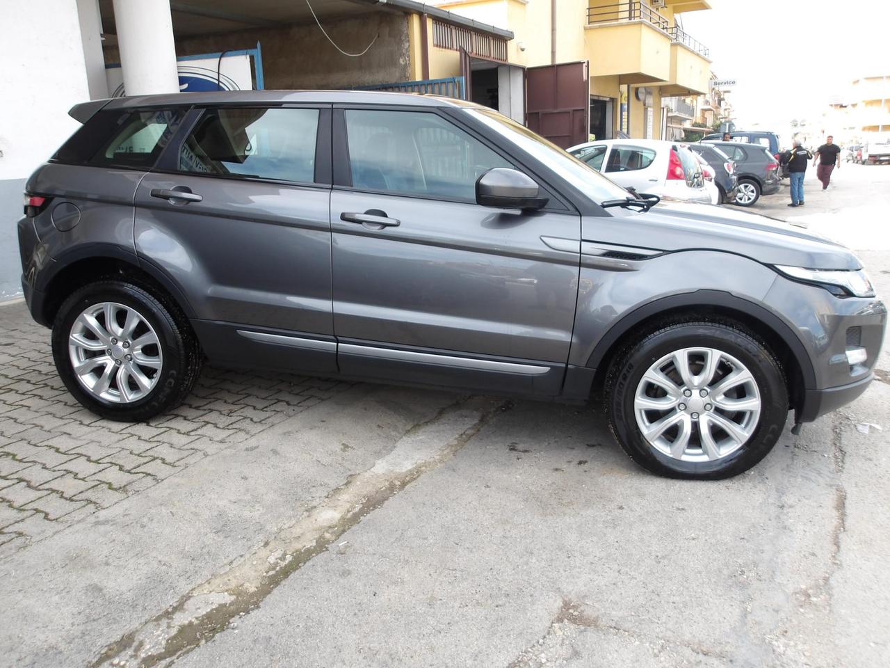 LAND ROVER RANGER ROVER EVOQUE 2.2 TD4 5p. Pure Tech Pack