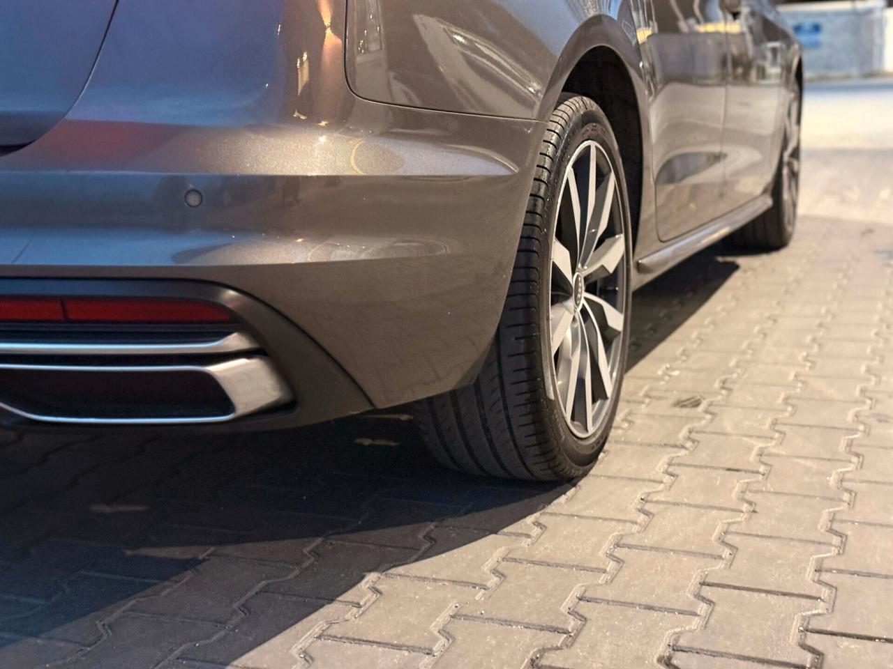 Audi A4 Avant 35 TDI/163 CV S tronic line edition