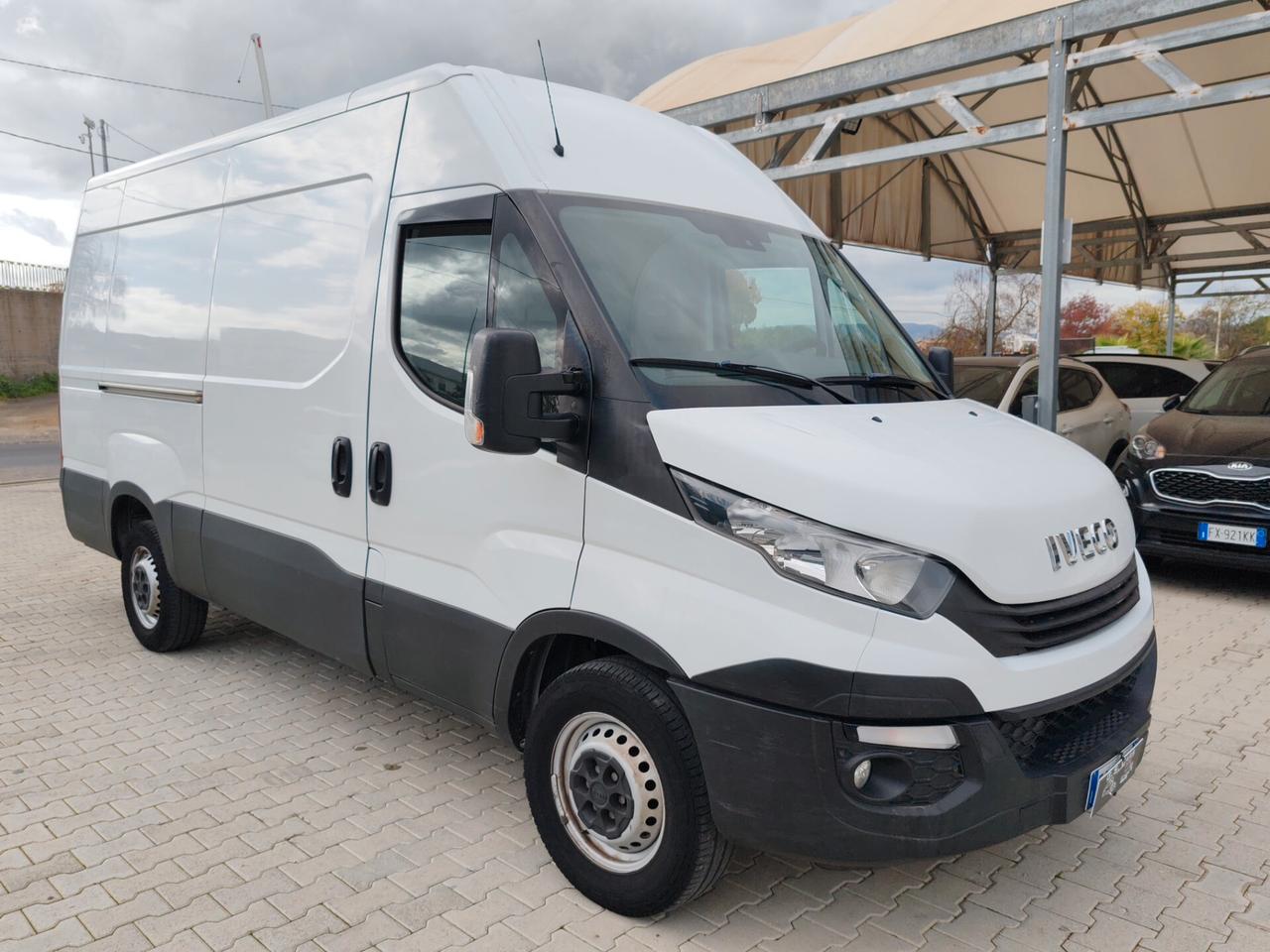 Iveco Daily FURGONI 35_160