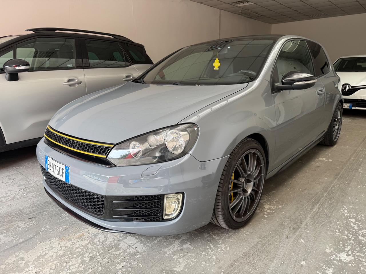Volkswagen Golf GTI 2.0 TSI 3p.