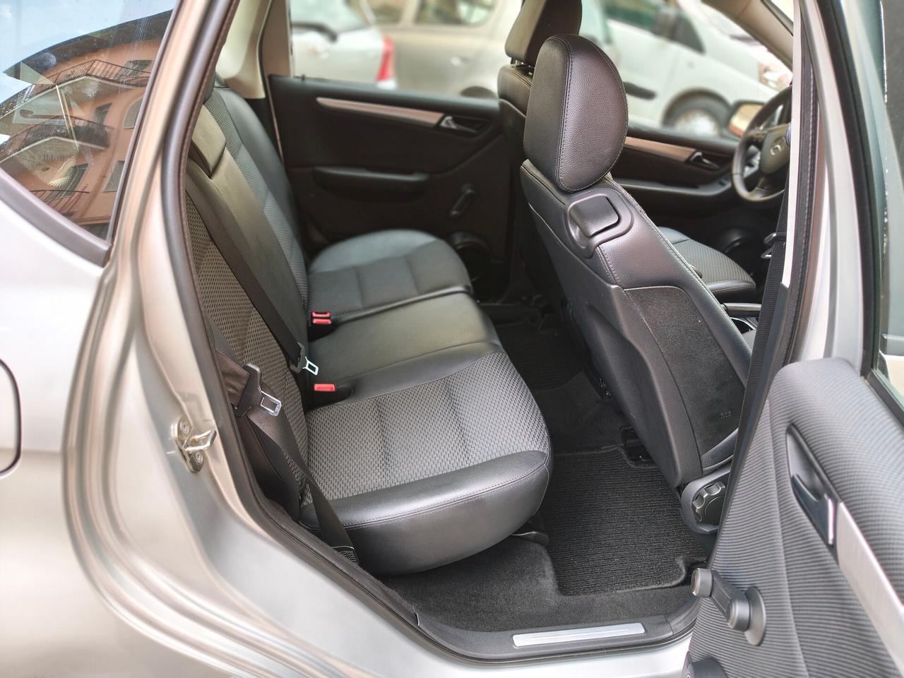Mercedes A 160 CDI BlueEFFICIENCY Elegance