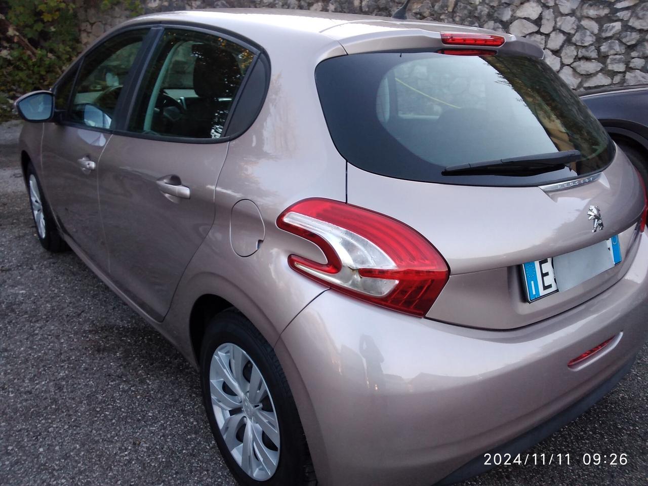 Peugeot 208 1.2 VTi NEO PATENTATI