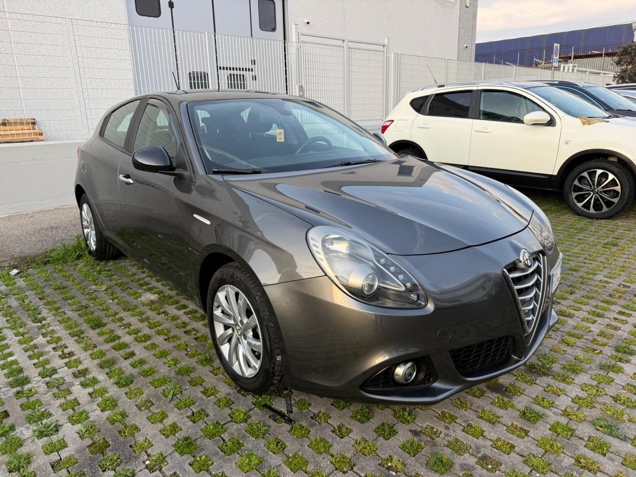 Alfa Romeo Giulietta 1.6 JTDm-2 120 CV Distinctive