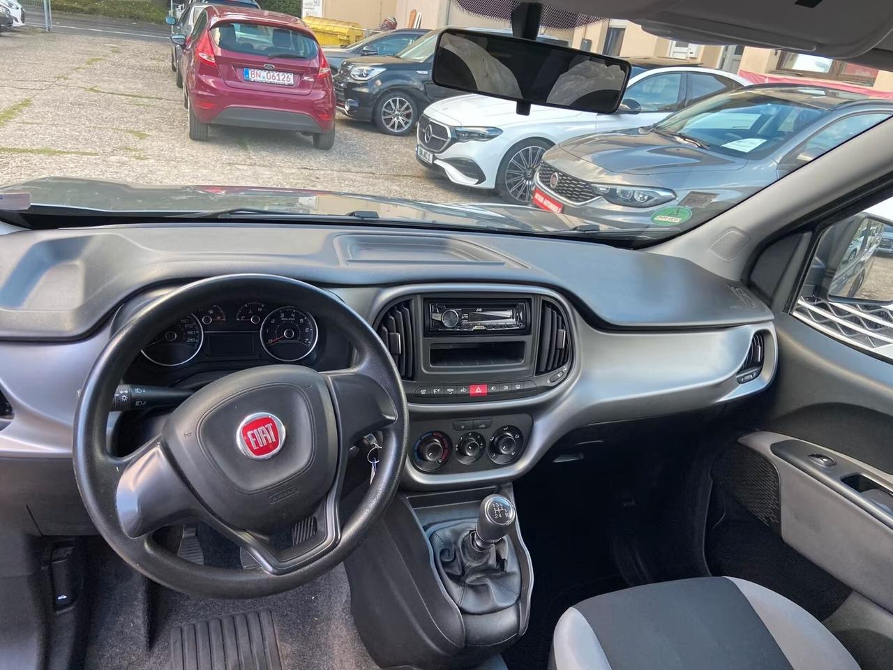 Fiat Doblò 1.4 16V Lounge 7 POSTI