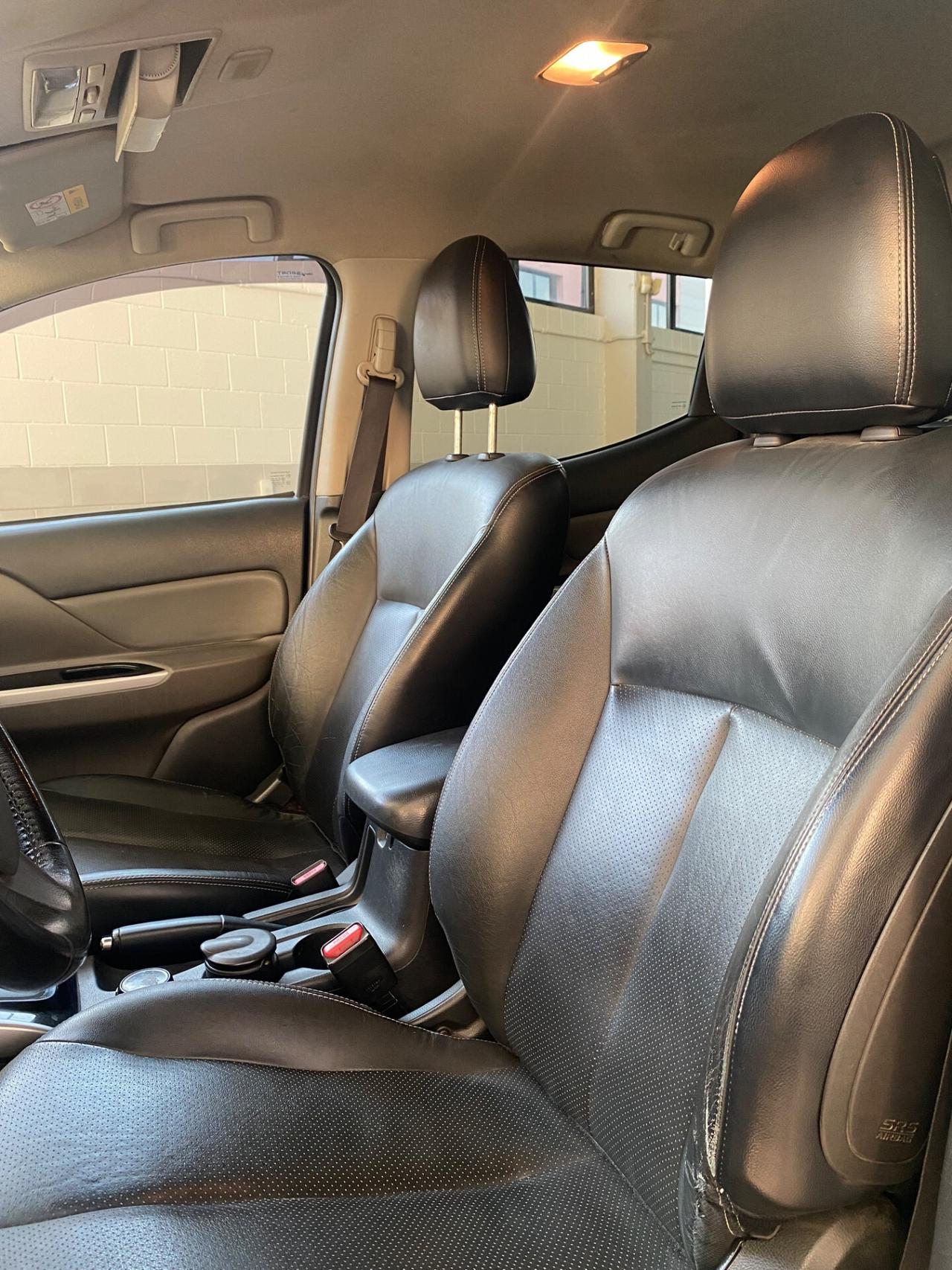 Mitsubishi L200 Doppia cabina 2.4 DI-D 4WD Intense