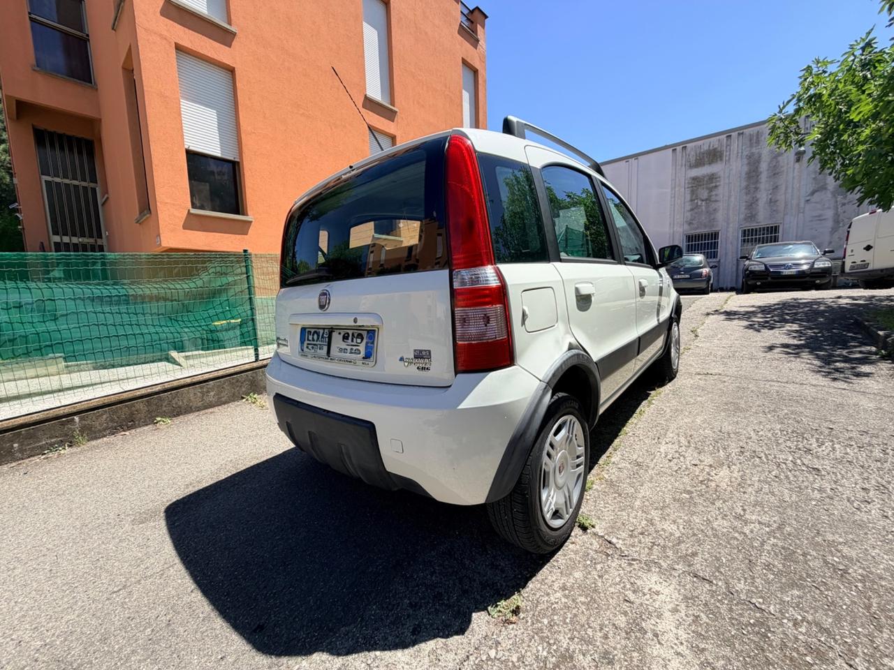 Fiat Panda 1.2 Climbing Natural Power motore nuovo