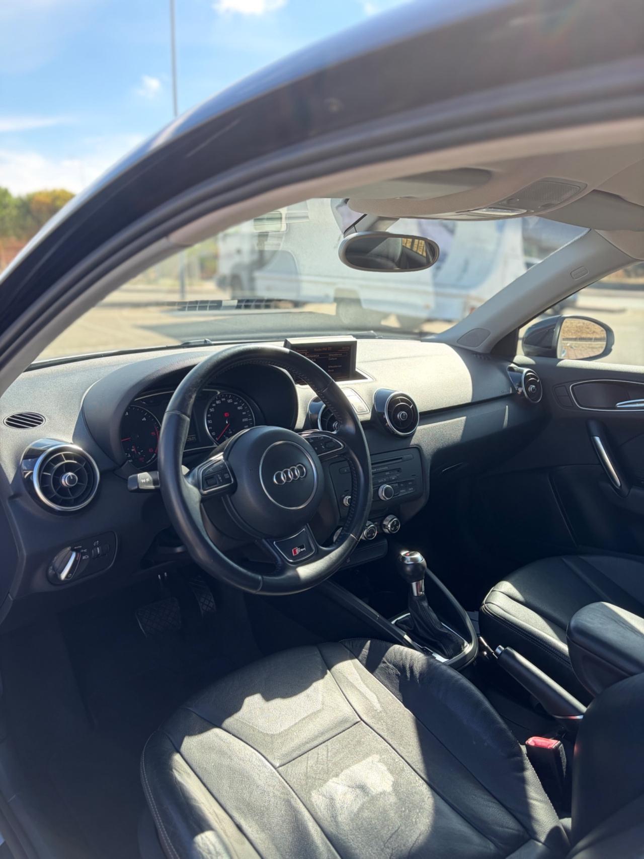 Audi A1 SPB 1.6 TDI S tronic Attraction