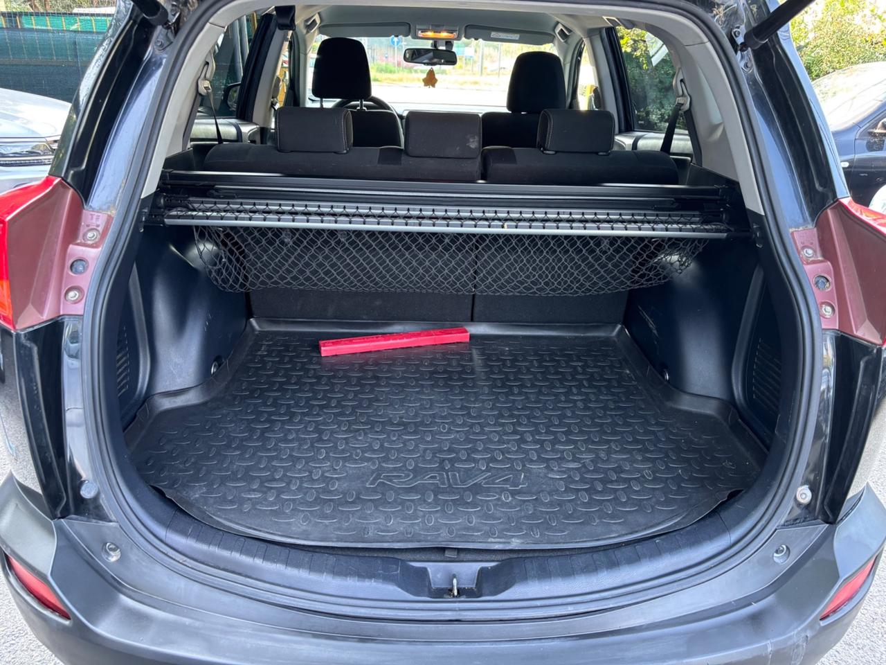 Toyota RAV 4 RAV4 2.0 D-4D 4WD Lounge